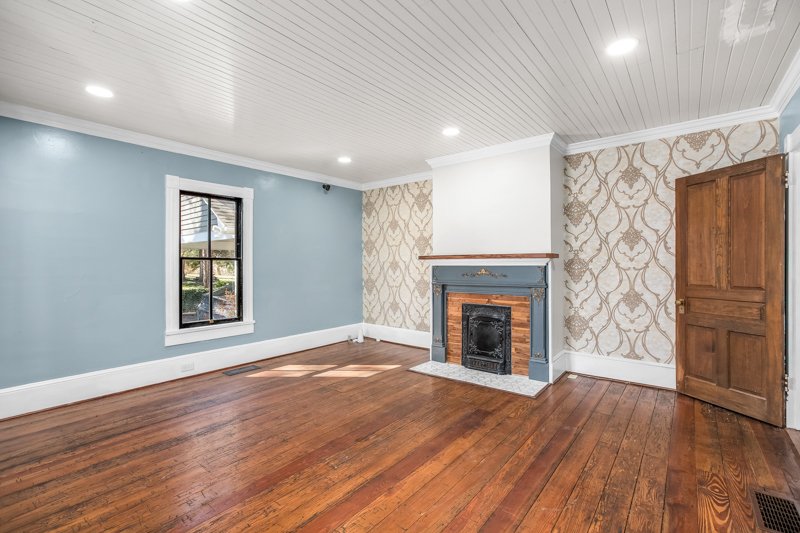 4798 Pfaff Lane-14.jpg
