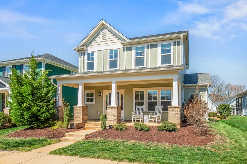 1776 Eastover Drive-4.jpg