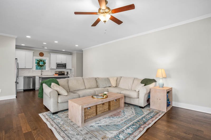 1776 Eastover Drive-10.jpg