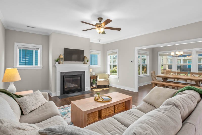 1776 Eastover Drive-12.jpg