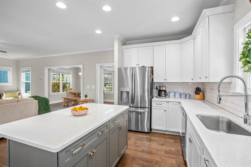1776 Eastover Drive-15.jpg