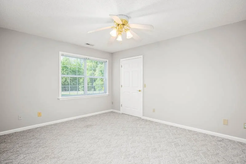 1301 Micol Lane-19.jpg