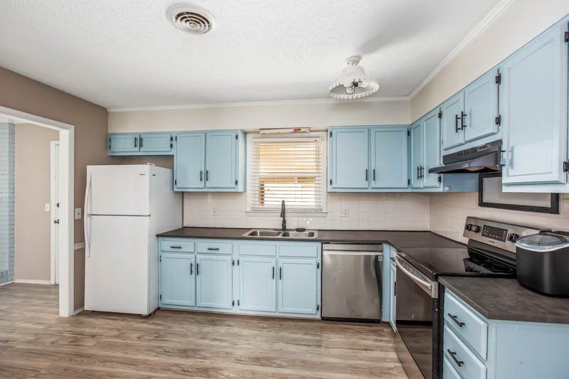 109 Stokes Forest Drive-12.jpg