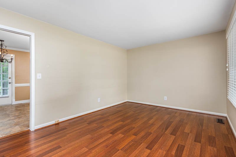 4642 Kings Gate Drive-6.jpg