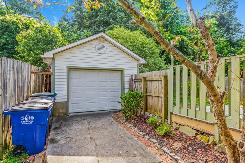103 Sunset Drive-34.jpg