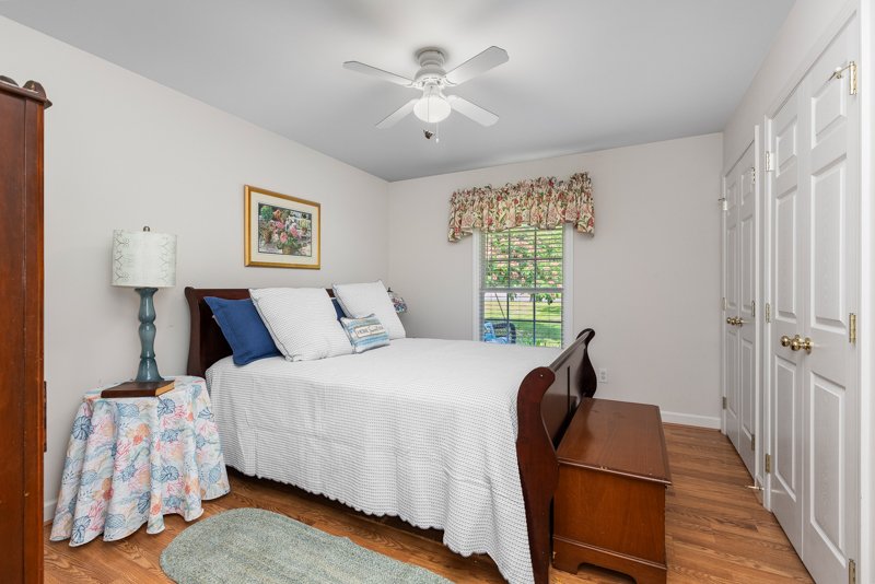 217 Cornwallis Drive-32.jpg