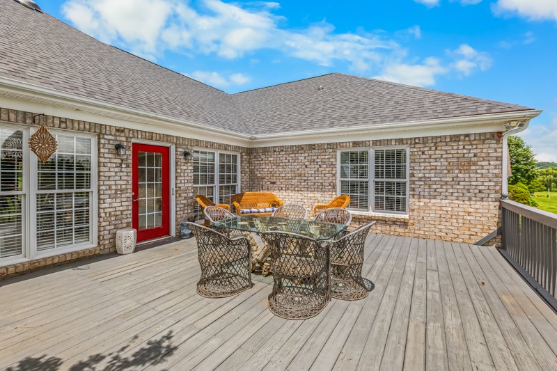 217 Cornwallis Drive-36.jpg
