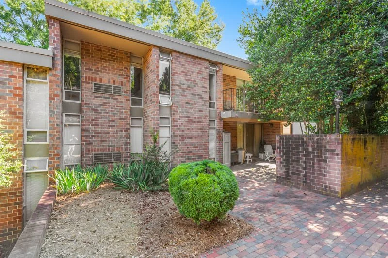 1725 South Hawthorne Road-5.jpg