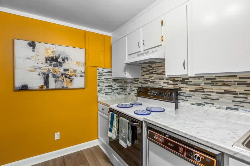 1725 South Hawthorne Road-18.jpg
