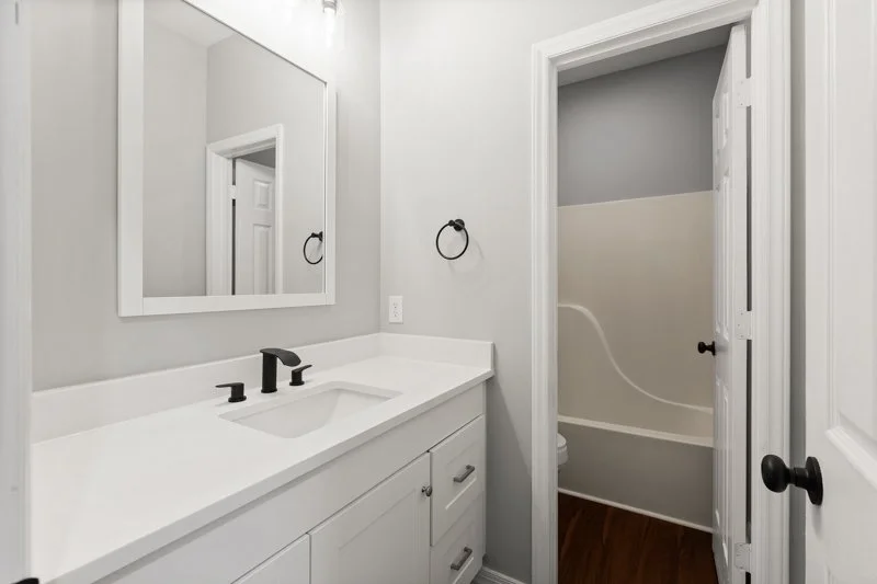 2554 Dilworth Street-37.jpg