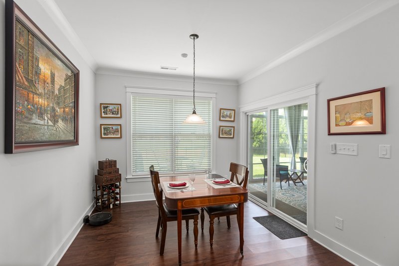 254 Kilbourne Drive-23.jpg