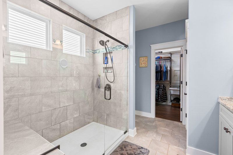 254 Kilbourne Drive-29.jpg