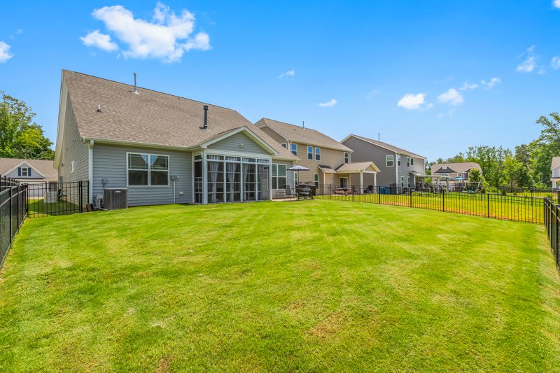 254 Kilbourne Drive-38.jpg