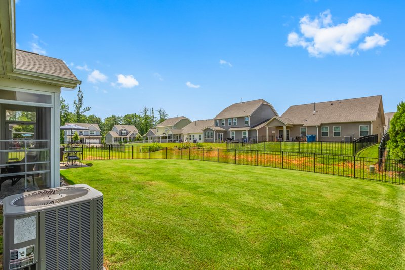 254 Kilbourne Drive-40.jpg