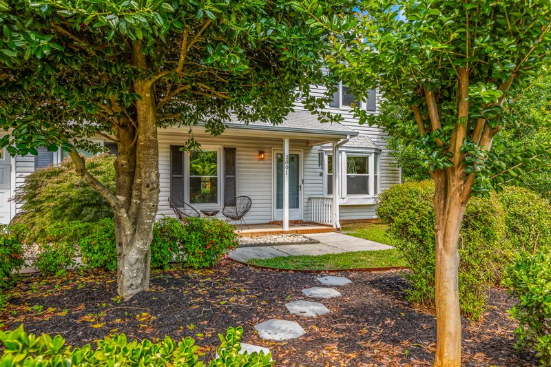2801 Chillon Court-2.jpg