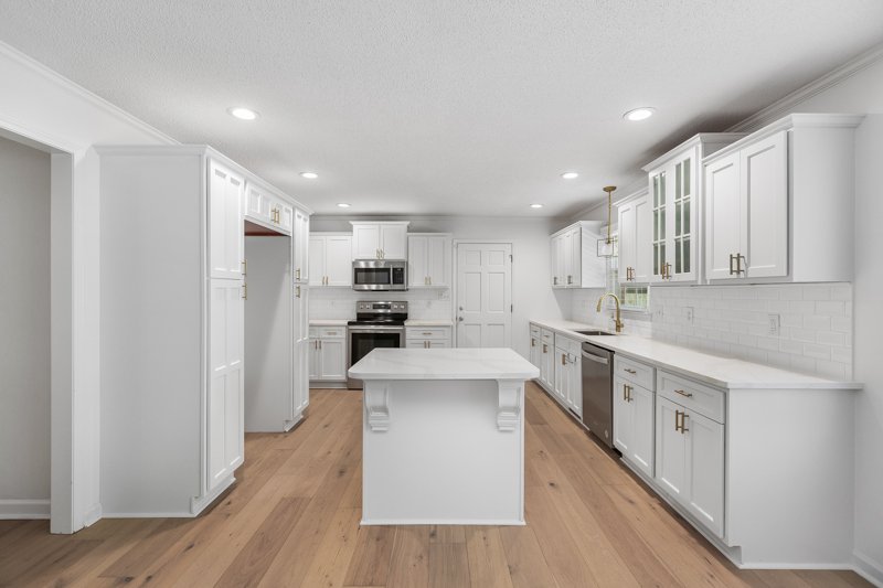 1509 Heathcliff Road-13.jpg