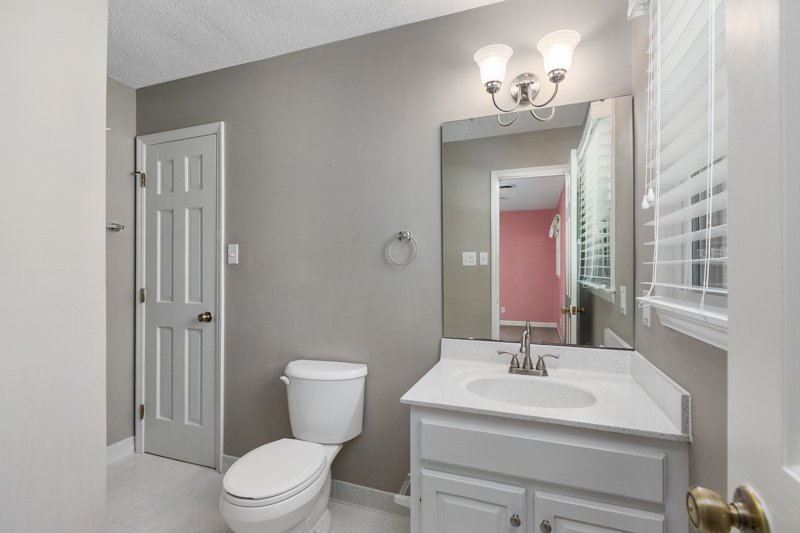 1509 Heathcliff Road-36.jpg