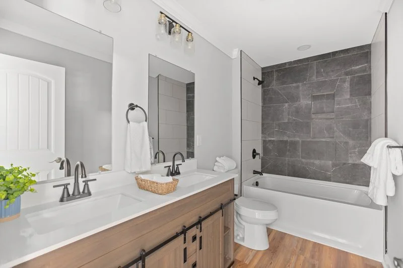 411 Motif Lane-32.jpg