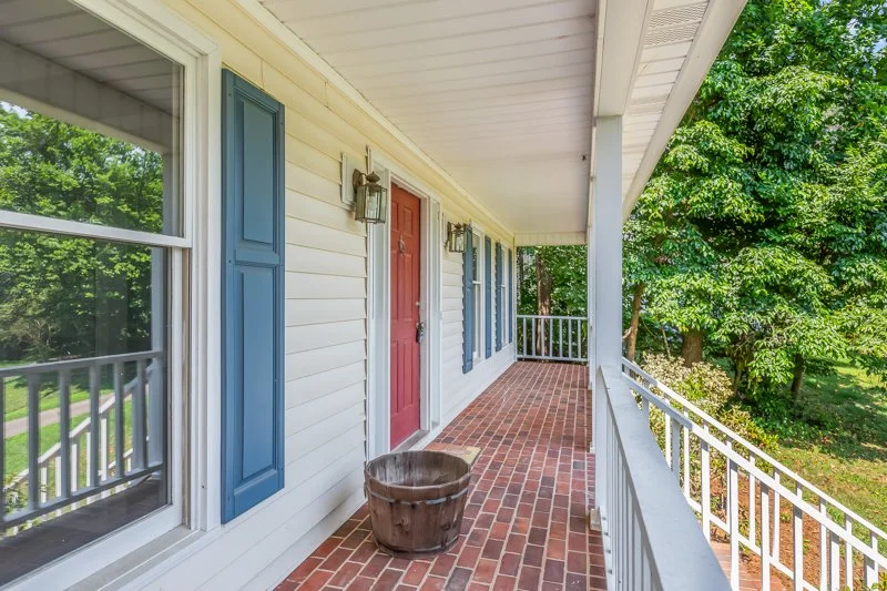 2094 Pembrooke Forest Drive-5.jpg
