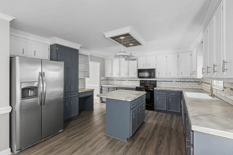 2094 Pembrooke Forest Drive-15.jpg