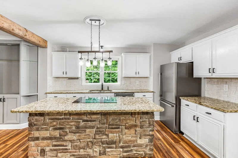 6345 Liberty Road-11.jpg