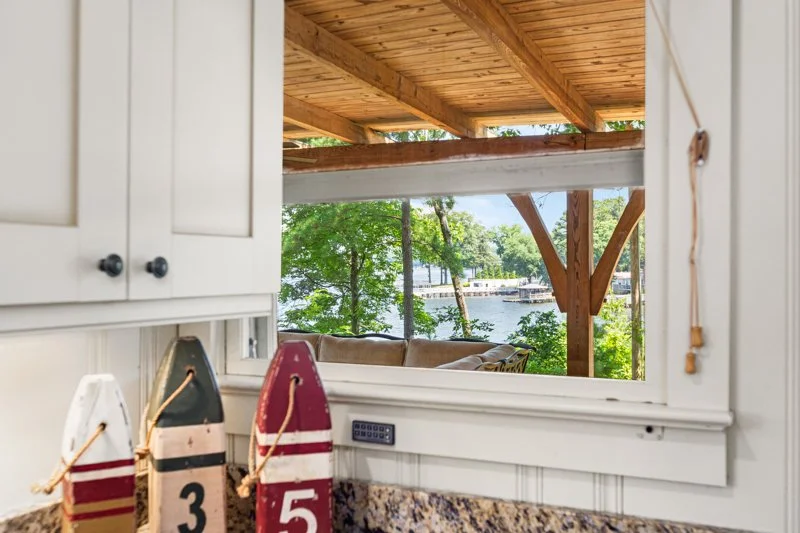 405 Waterway Drive-14.jpg