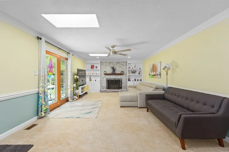 5211 Forest Oaks Drive-17.jpg