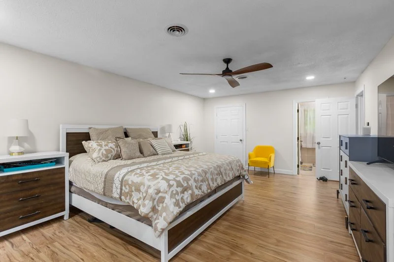 5211 Forest Oaks Drive-28.jpg