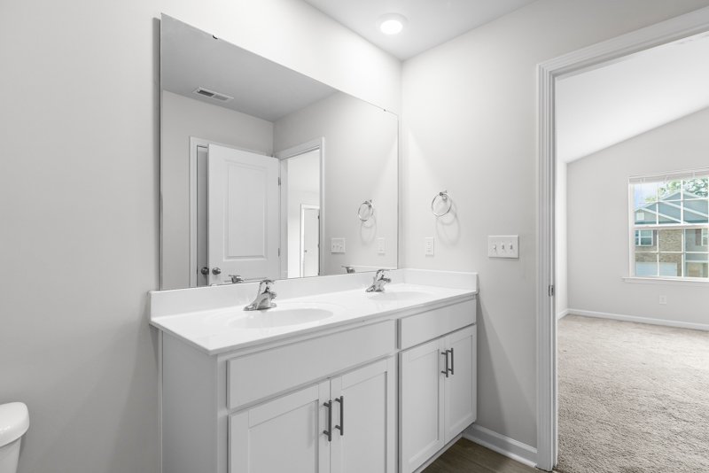 2044 Longshadow Street-25.jpg