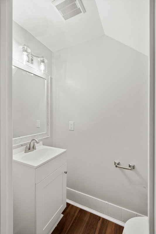 1105 Century Park Avenue-12.jpg