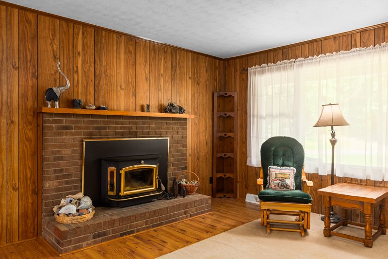 336 Terrie Drive-9.jpg