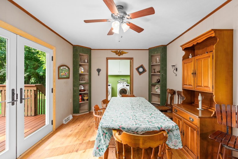 336 Terrie Drive-15.jpg