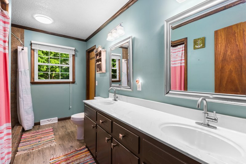 336 Terrie Drive-23.jpg