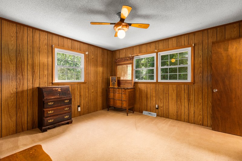 336 Terrie Drive-26.jpg