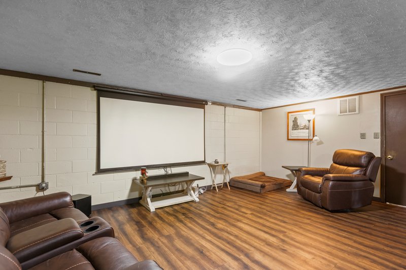 336 Terrie Drive-32.jpg