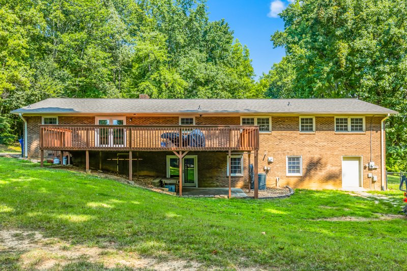 336 Terrie Drive-40.jpg