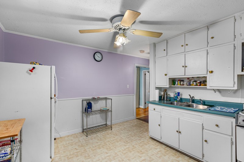 2709 Konnoak Drive-14.jpg