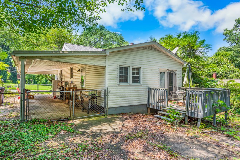 2709 Konnoak Drive-22.jpg