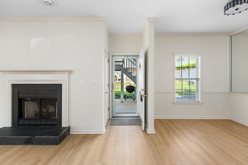 7402 Riverview Knoll Court-7.jpg