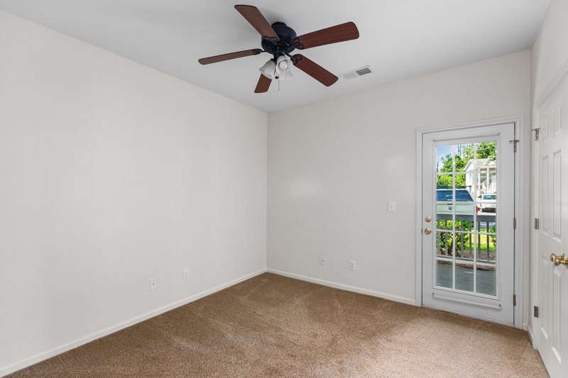 7402 Riverview Knoll Court-19.jpg