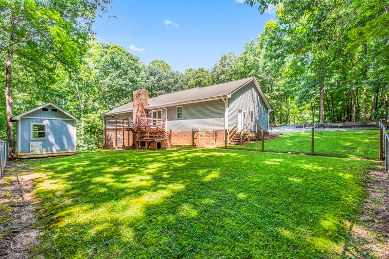 1122 Red Oak Drive-48.jpg