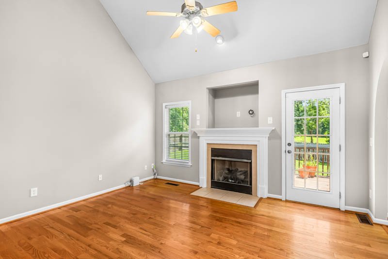 3025 Kaymoore Drive-5.jpg