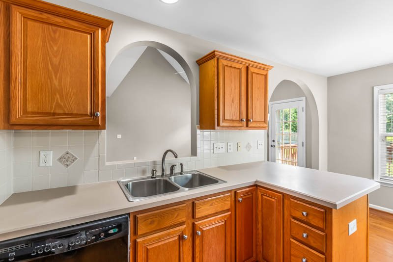 3025 Kaymoore Drive-12.jpg