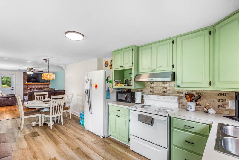 5152 Davis Road-12.jpg