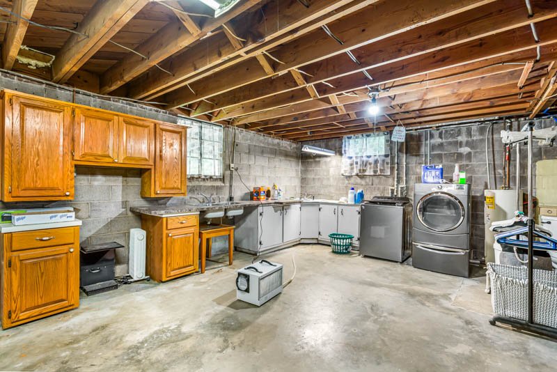 5152 Davis Road-20.jpg