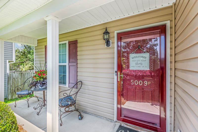 5009 Hogan Point Court-4.jpg