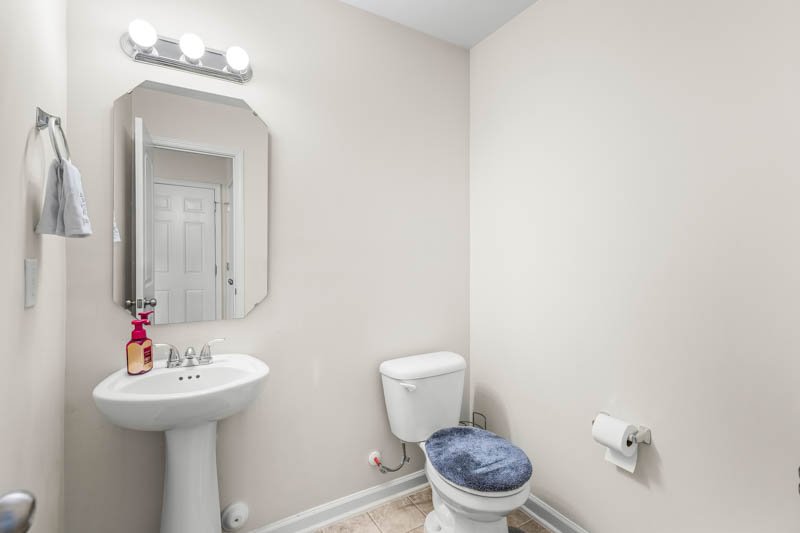 5009 Hogan Point Court-15.jpg