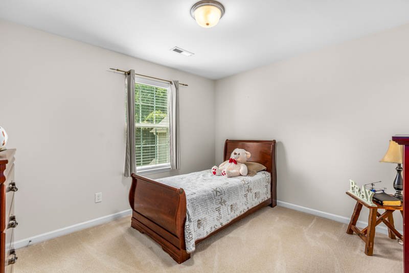 5009 Hogan Point Court-18.jpg