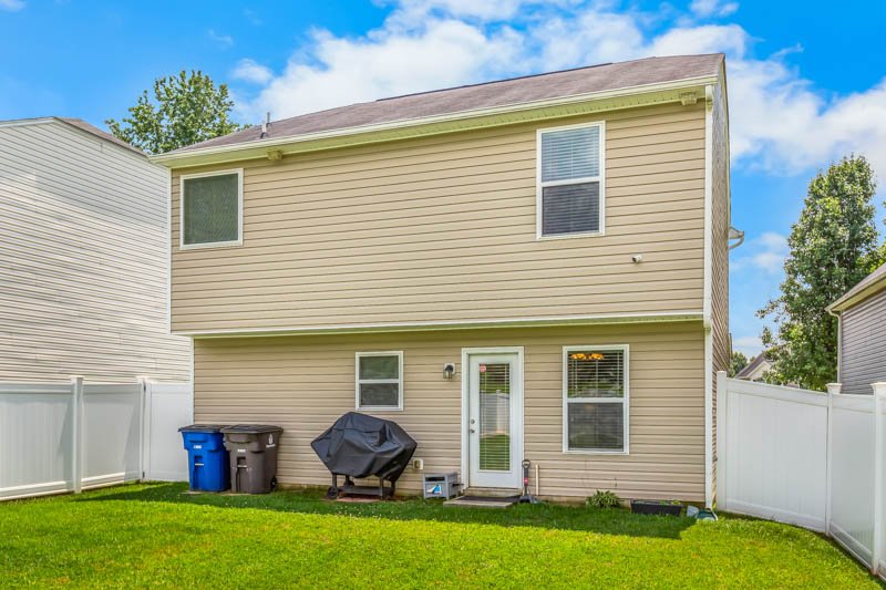 5009 Hogan Point Court-24.jpg