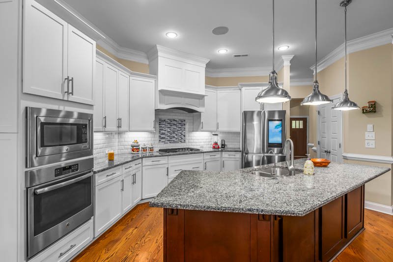 353 Saint James Drive-8.jpg